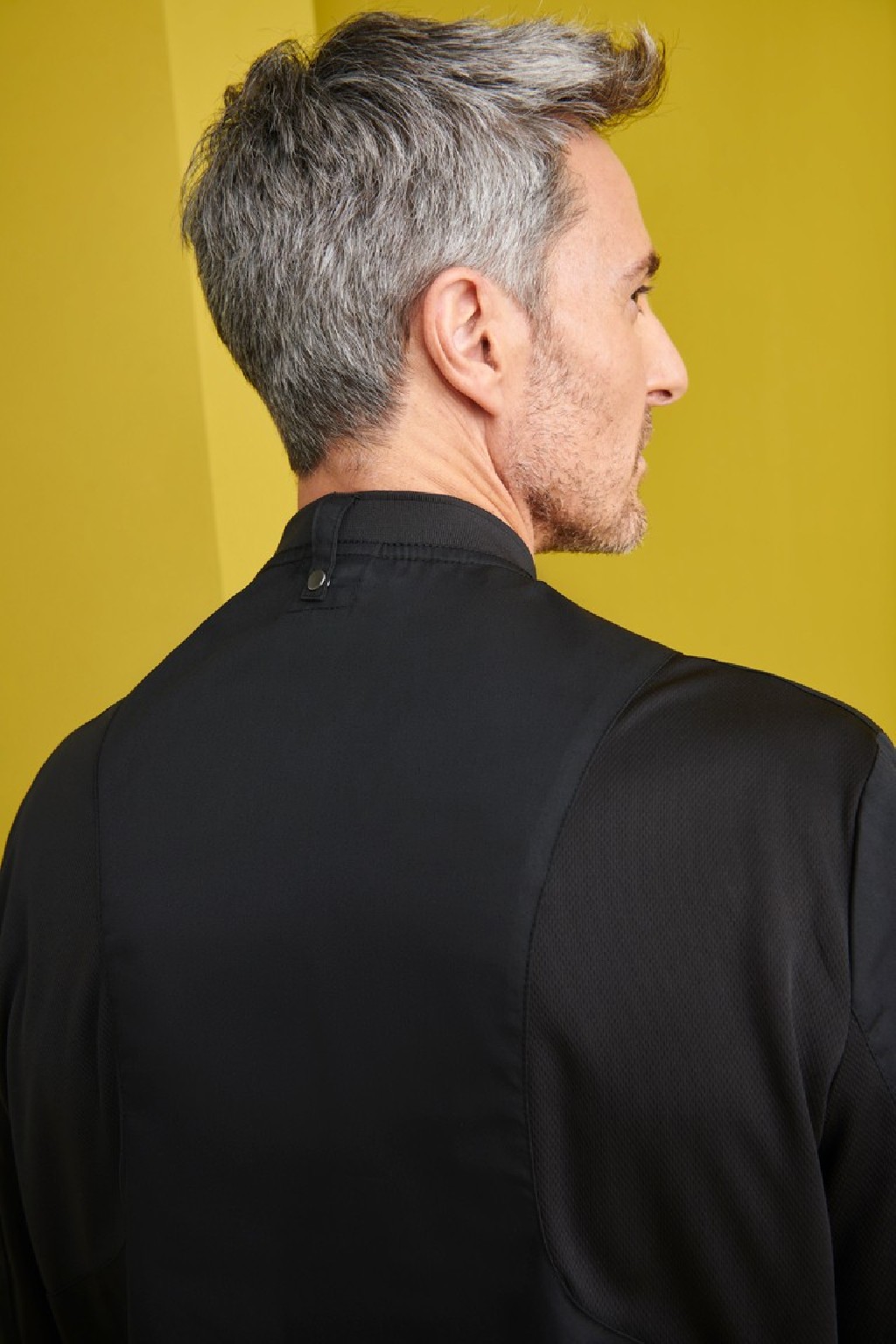 CHAQUETILLA REGULAR FIT
