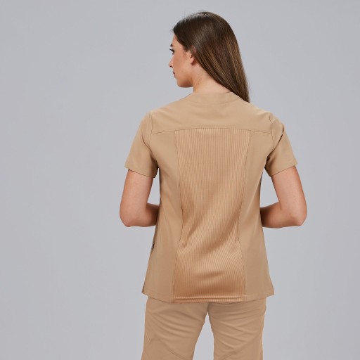 Blusa sanitaria mujer Marla abierta cómoda | Workers Uniformes 2