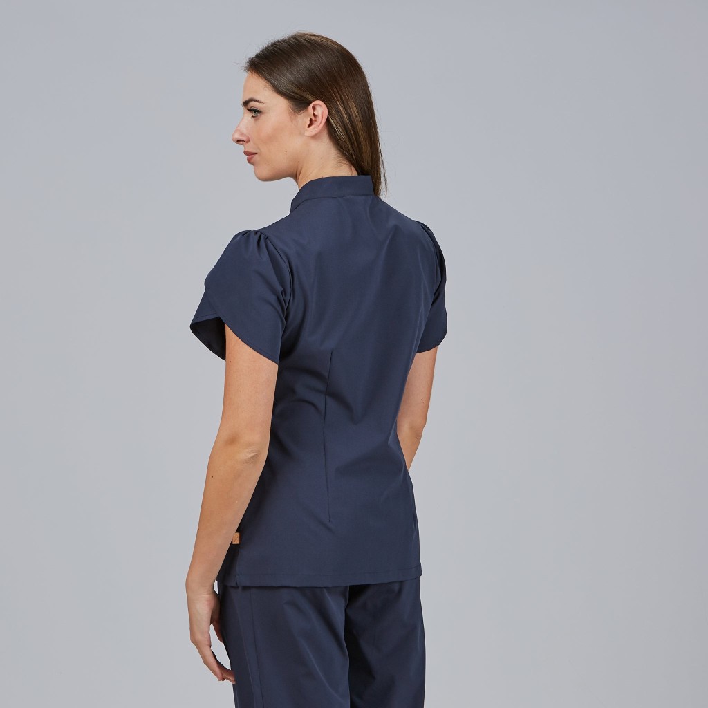 BLUSA MUJER BOTON OCULTO M/C LINA