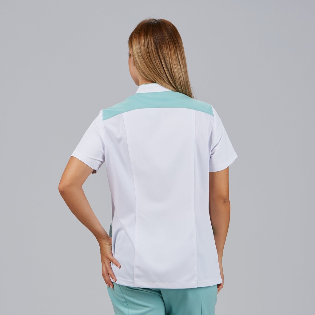 Blusa sanitaria mujer Judit cuello mao | Workers Uniformes