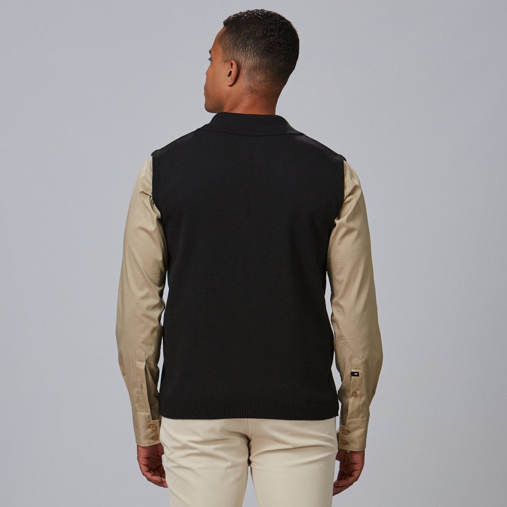 CHALECO CUELLO SOLAPA ABOTONADO HOMBRE