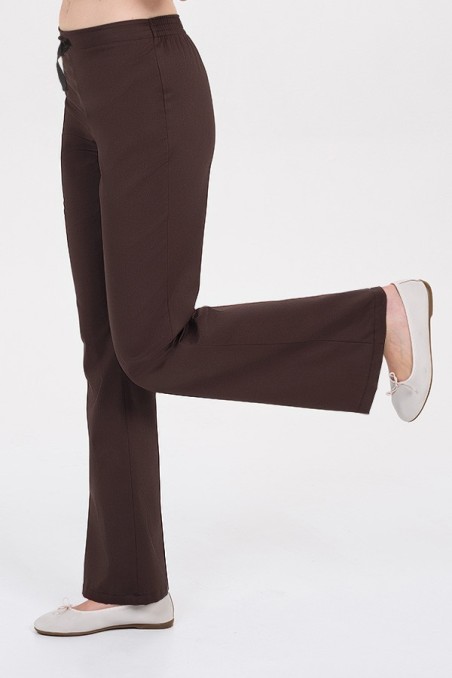 Pantalón mujer marrón acampanado Dyneke | Workers Uniformes