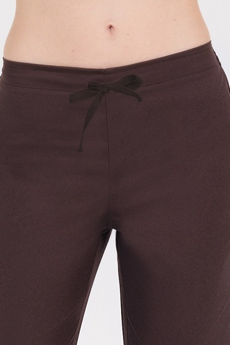 Pantalón mujer marrón acampanado Dyneke | Workers Uniformes